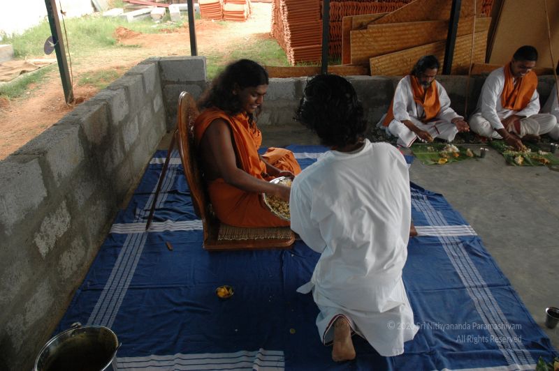 File:Nithyananda-Annalaya-2006-01-01-1D0ZF0tTiuL8b0hRVwF1vb3VhKgNkDY1m.jpg
