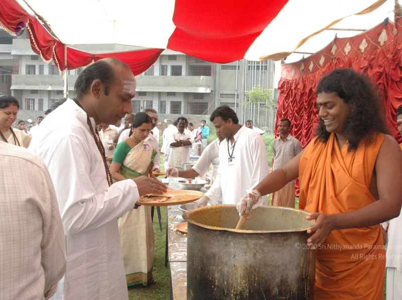 File:Nithyananda-Annalaya-2006-01-01-1lXDU eqScJji7XFPUZllcQKtXLbJ25V7.jpg