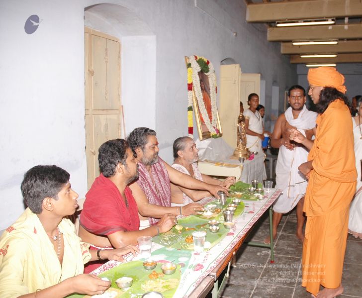 File:Nithyananda-Annalaya-2006-01-01-1tbD8u0js0vR NA1fob4mYxkao-rHtDzw.jpg