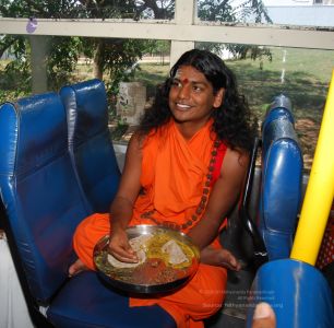 Nithyananda-Annalaya-2009-01-01-18YXGj9jVw7EGnkPef5Qe0El2WULbDq26.jpg