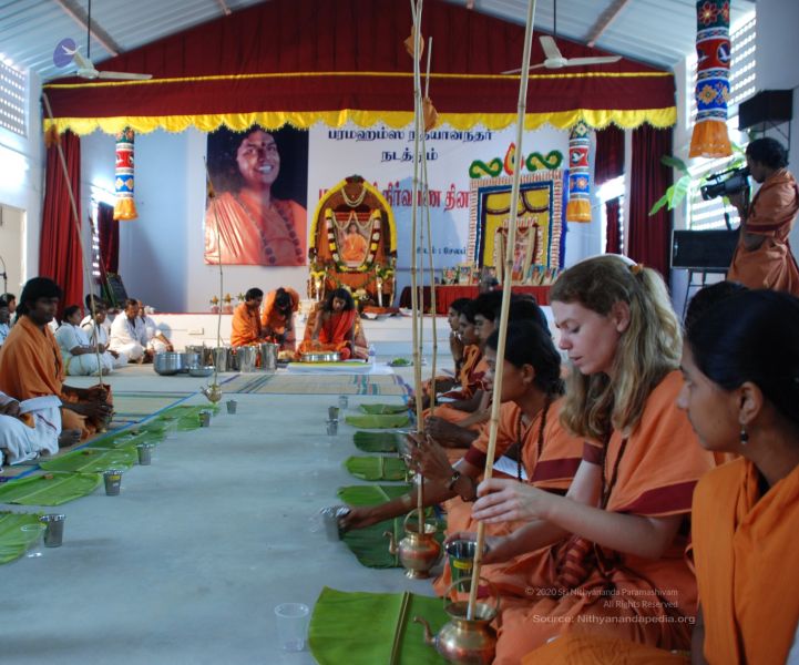 File:Nithyananda-Annalaya-2009-01-01-1 Qj5SelPulqkR0vb2dsN 2EZWJnCCuhJ.jpg