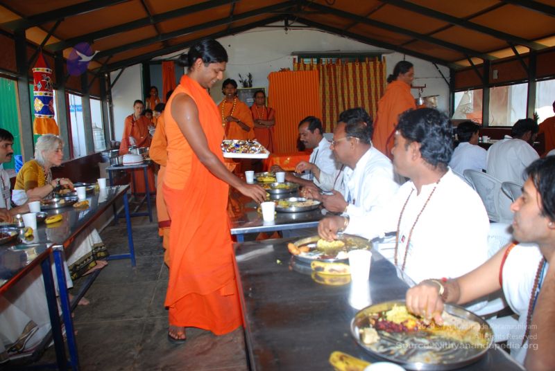 File:Nithyananda-Annalaya-2009-01-01-1r9WaWWwOwxa30CsLmCpvl oQTn1NhaL-.jpg