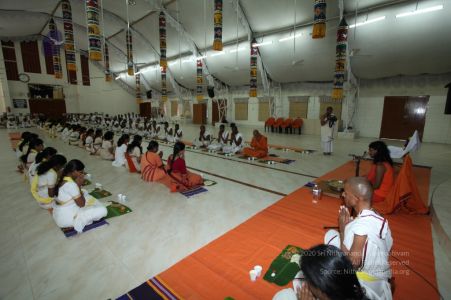 Nithyananda-Annalaya-2010-01-01-16Wwj1dzKvjc pB9q83PDPzXRunNVc6Yo.jpg