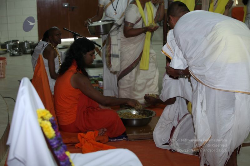 File:Nithyananda-Annalaya-2010-01-01-1YzAcklCzDqNefpaBlJbItyz79gtxbh5G.jpg