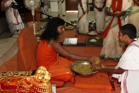 Nithyananda-Annalaya-2010-01-01-1qYK6pK9s0v RQ3oYzVgqJPdTt wDAOVF.jpg