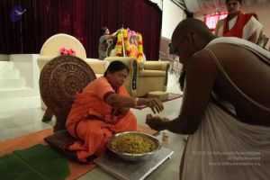 Nithyananda-Annalaya-2011-01-01-1SzB9pYHrRnIojU-g3-xk2v2-BYn8v3-L.jpg