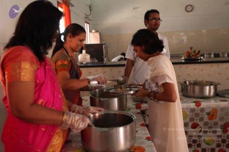 Nithyananda-Annalaya-2011-01-01-1d0JVrviVreUjrKPiVWa-67SsSbL9J tc.jpg