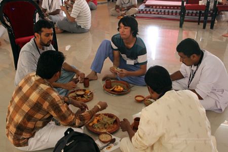 Nithyananda-Annalaya-2011-01-01-1jW1oq6BxzM slTEt5LdXKDgQFtUCvGHr.jpg