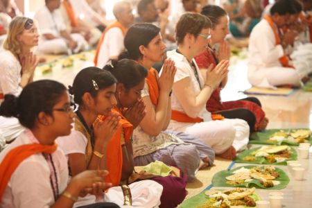 Nithyananda-Annalaya-2012-01-01-10y5A 7vI1TZ0voj7QlXnnX-cCr5YNoM8.jpg