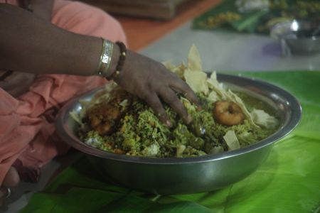 Nithyananda-Annalaya-2012-01-01-14A7IaJiDifMRa7rF4Pcr8v8ZcI5wkF P.jpg