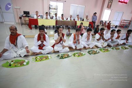 Nithyananda-Annalaya-2012-01-01-19X6Uqkvr1hkSYB7HXVnpjK8k8 hjQvKt.jpg