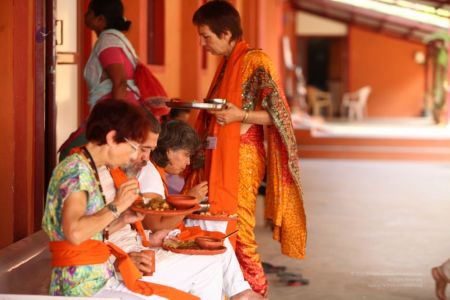 Nithyananda-Annalaya-2012-01-01-1d8W8l7kiprkS8DTdnA2QLqxg A2MkS1b.jpg