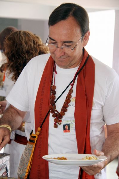 File:Nithyananda-Annalaya-2012-01-01-1pMFAd6JmdRjOzDq4NFGXgwCCt s7MWCb.jpg
