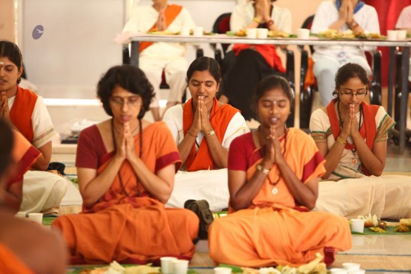 File:Nithyananda-Annalaya-2012-01-01-1yzRyonUX4pOj0NwDjl4ONipQVGyqI6rq.jpg