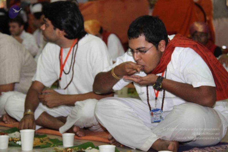 File:Nithyananda-Annalaya-2013-01-01-11r-8zT-8uYWeY2MrCD4zFOH-oj3p gES.jpg