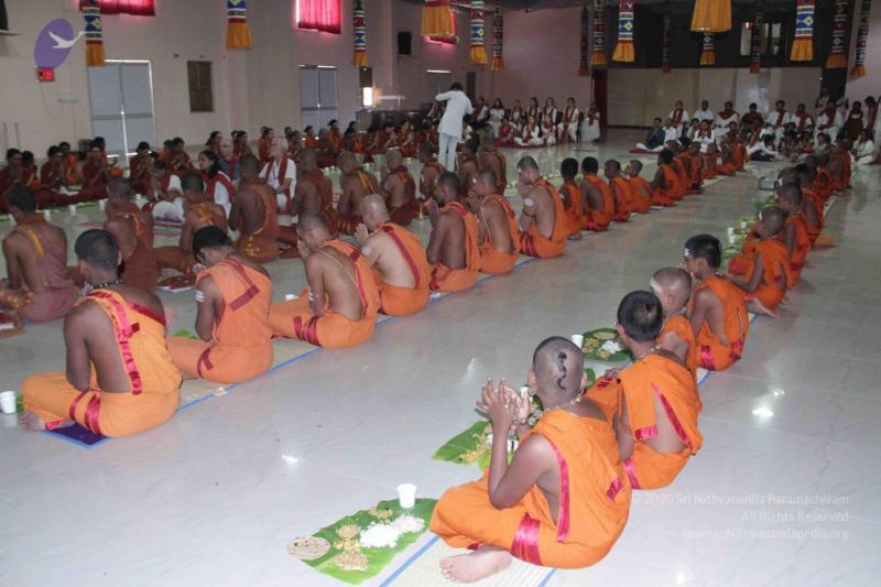 File:Nithyananda-Annalaya-2013-01-01-16TcDif1y8m tfdohz vynEW7TgiR VJp.jpg