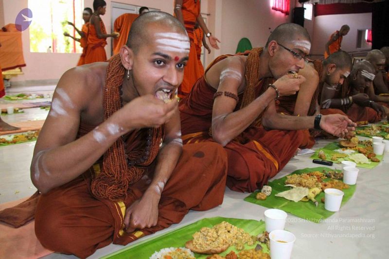 File:Nithyananda-Annalaya-2013-01-01-19hRx4L2j5-g7 wY1xmzwVlGZhQH9SIeC.jpg
