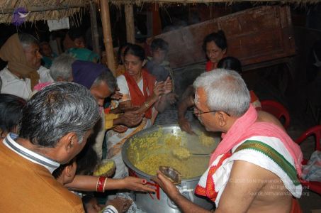 Nithyananda-Annalaya-2013-01-01-1DckvoGPBNLVBzz1j4NxxQ 453aW 7 NE.jpg