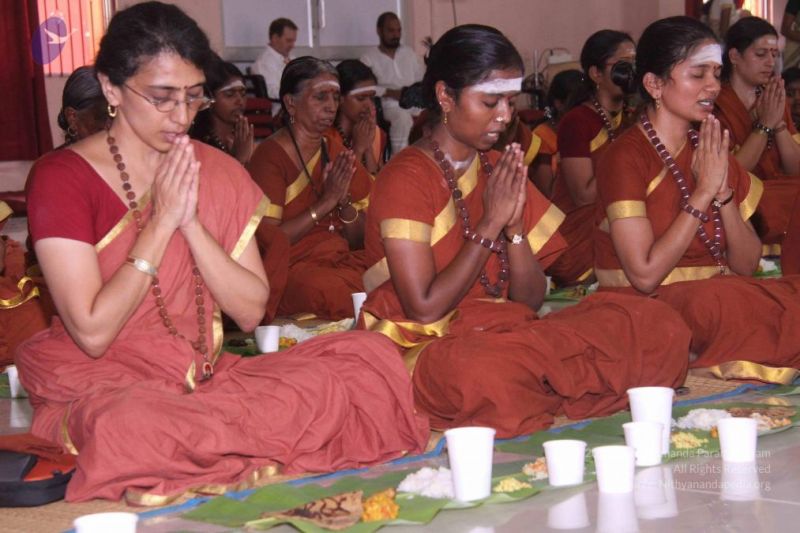 File:Nithyananda-Annalaya-2013-01-01-1EXpsukEftAJ d39rT9kR3HRF3on s -i.jpg