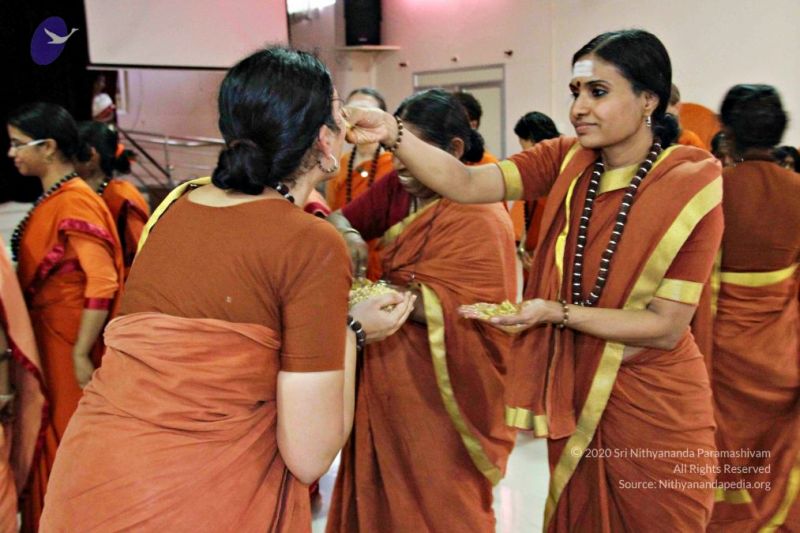 File:Nithyananda-Annalaya-2013-01-01-1NJ0Fs7JFT rOB99 OBixB2zGKI-hF86u.jpg