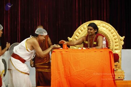 Nithyananda-Annalaya-2013-01-01-1TX3ndBlApnWbw HFd7x695gaGLAHMtwE.jpg