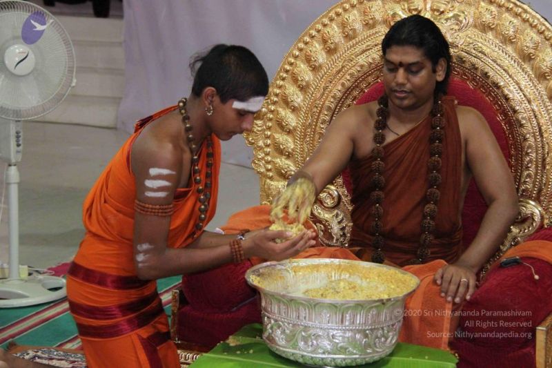 File:Nithyananda-Annalaya-2013-01-01-1XCxItv AyB5NgnaDR1Li1hX9un6Or5JP.jpg