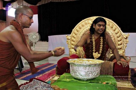 Nithyananda-Annalaya-2013-01-01-1Yak6SbPNvjcw0yStt3uP8fr ZZ t6FeW.jpg