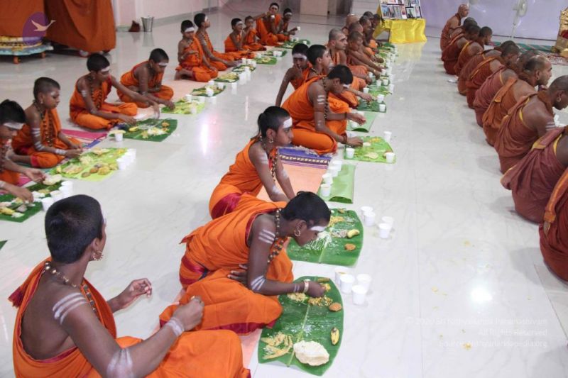 File:Nithyananda-Annalaya-2013-01-01-1 YrVwfj5kQMjgtqTLO6q9d YA-YusOQ1.jpg