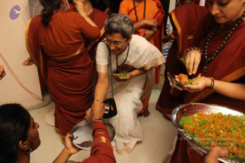 File:Nithyananda-Annalaya-2013-01-01-1 dfeCN4FhIwBvsbGx6AotoQx-zPwp AI.jpg