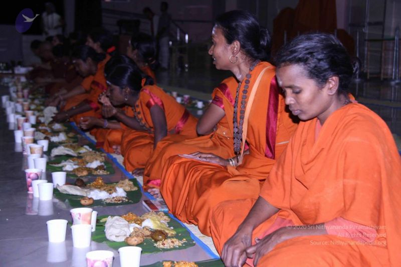 File:Nithyananda-Annalaya-2013-01-01-1brdM 6j9v-Psn9TQjuE1Xg-MP8jxcHNq.jpg