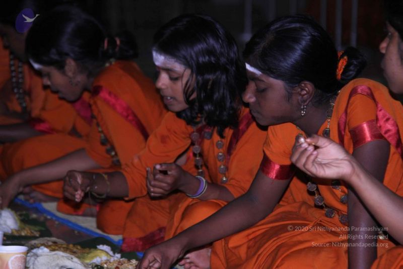 File:Nithyananda-Annalaya-2013-01-01-1h3 kadKN42AfXhJKsX5cgC8Q8rs-OqNp.jpg