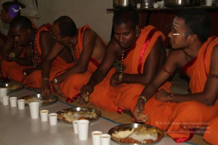 Nithyananda-Annalaya-2013-01-01-1rtOfEkFT7VDjva raco29M3uAH0ojCNq.jpg