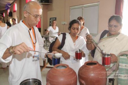 Nithyananda-Annalaya-2013-01-01-1vZFEpcFHb793tts67kA9 arag0dytgCD.jpg