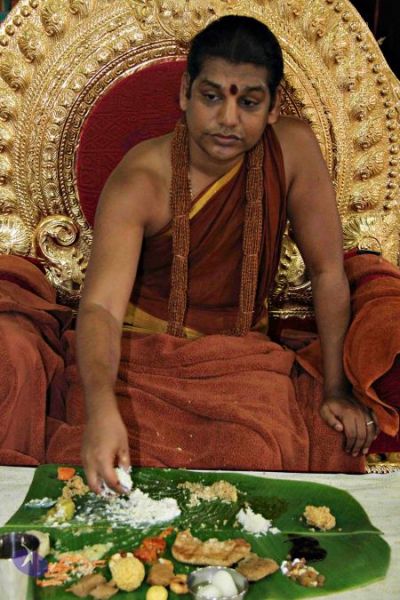 File:Nithyananda-Annalaya-2013-01-01-1vi 1U4rT7aP2 wGqb-9jYu1YOz3pbirC.jpg