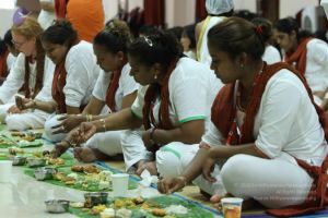 Nithyananda-Annalaya-2014-01-01-11NhJ90tp6BnQ-o-5qE0c-T5C6VuQRC g.jpg