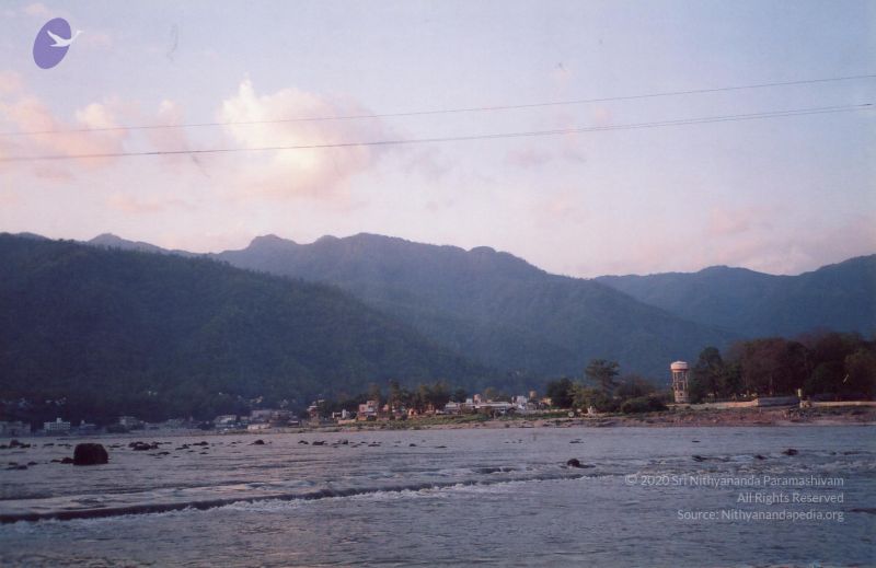 File:PA-369-007 CMP WM.jpg