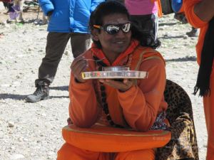 Swamiji has breakfast and chats to the group CMP WM.jpg