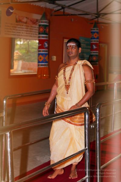 File:Temple-Visit-IMG 0796.jpg