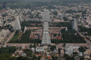 Temple Tirvannamalai Township 5Nov2006 21-37.jpg