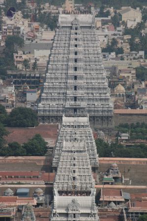Temple Tirvannamalai Township 5Nov2006 23-39.jpg