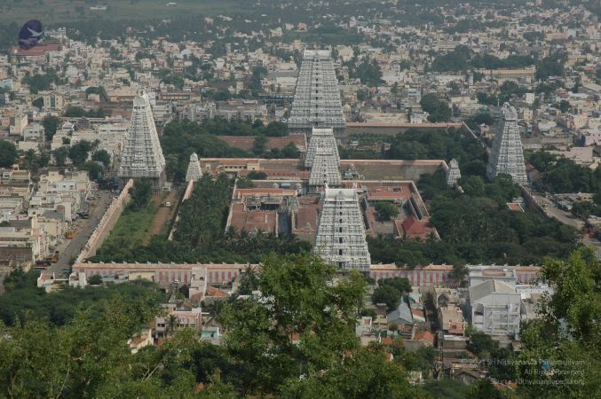 Temple Tirvannamalai Township 5Nov2006 8-24.jpg